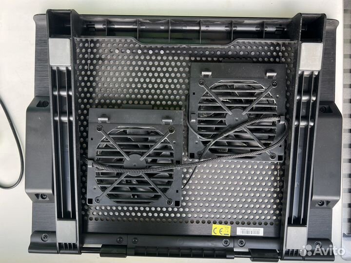 Подставка под ноутбук с вентиляторами