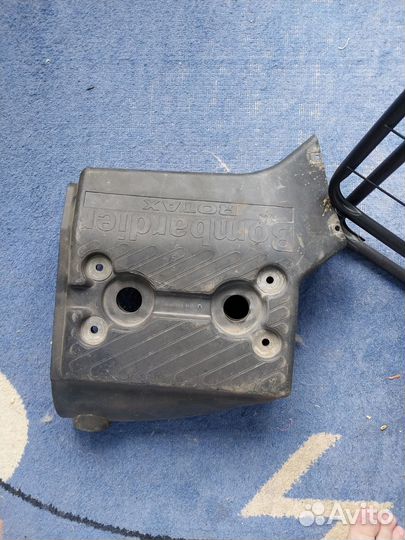 Верхний кожух двигателя ротакс 550 2006г