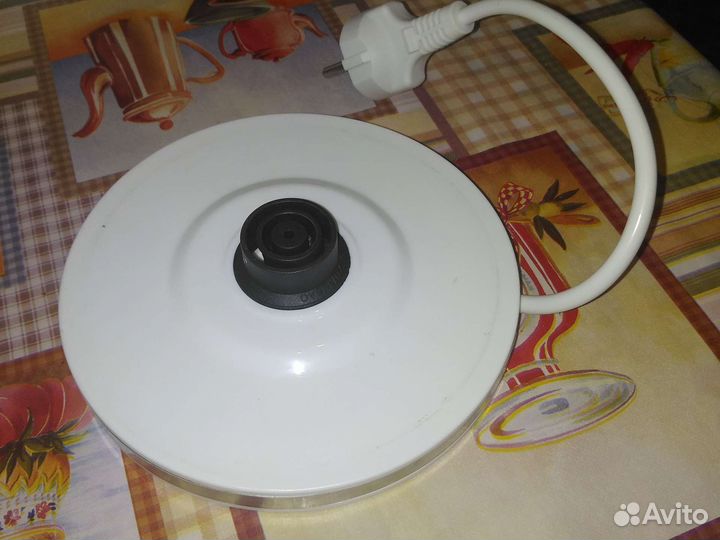 Чайник Marta на ремонт/запчасти