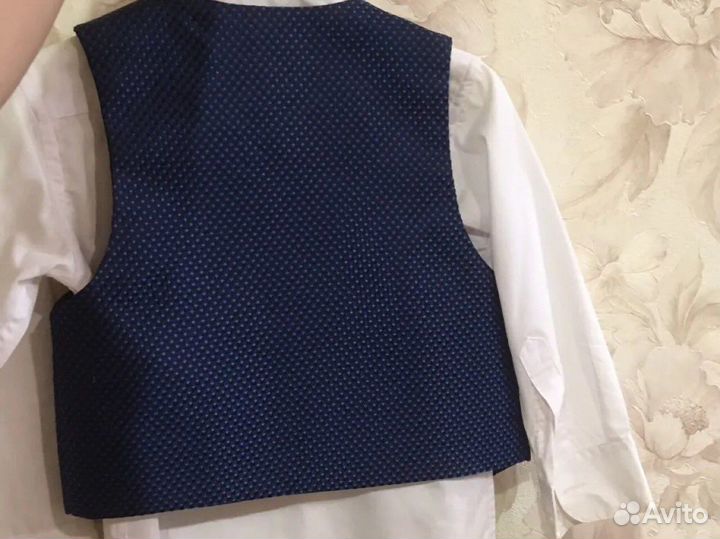 Костюм праздничный классический