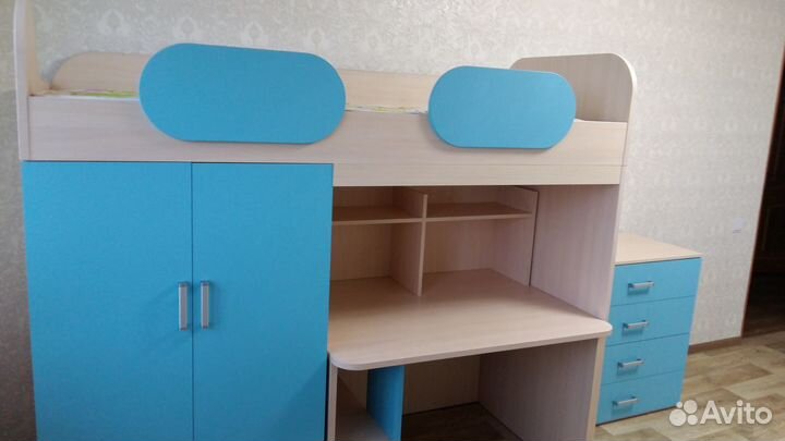 Мебельный комплекс для ребенка