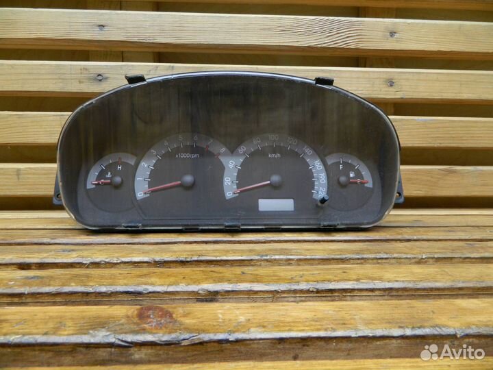 Панель приборов (щиток) Hyundai Elantra XD 2002