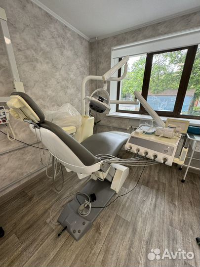 Стоматологическое кресло бу