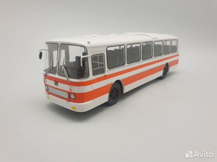 Наши Автобусы №15, лаз-699Р