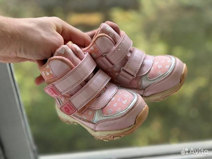 Зимние ботинки для девочки 24
