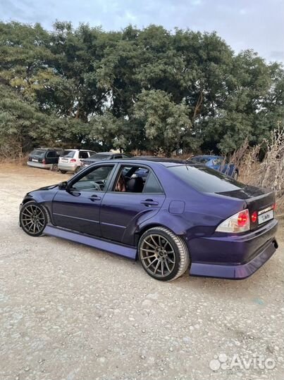 Toyota Altezza 2.0 МТ, 2001, 301 000 км