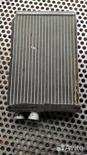 Радиатор отопителя (печки) BMW 5 G30/G31 2018