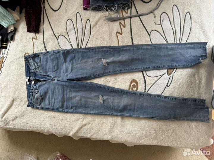 Джинсы женские