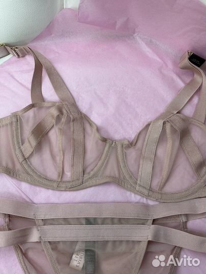 Комплект Victoria's Secret Very Sexy 70B/75A