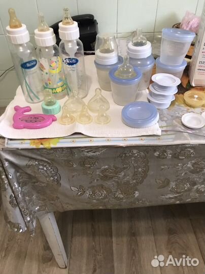 Емкости, бутылочки для детского питания