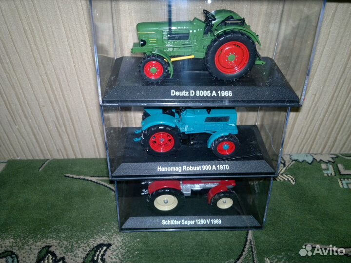 Тракторы Universal Hobbies 1 43