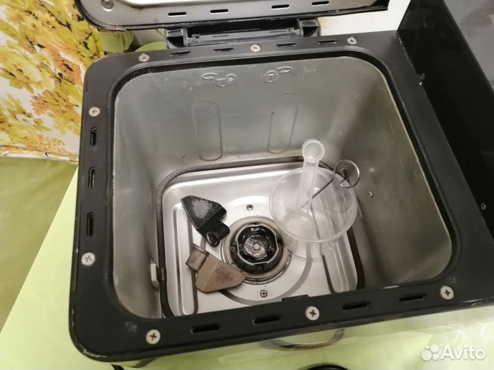 Хлебопечка Redmond rmd-1909