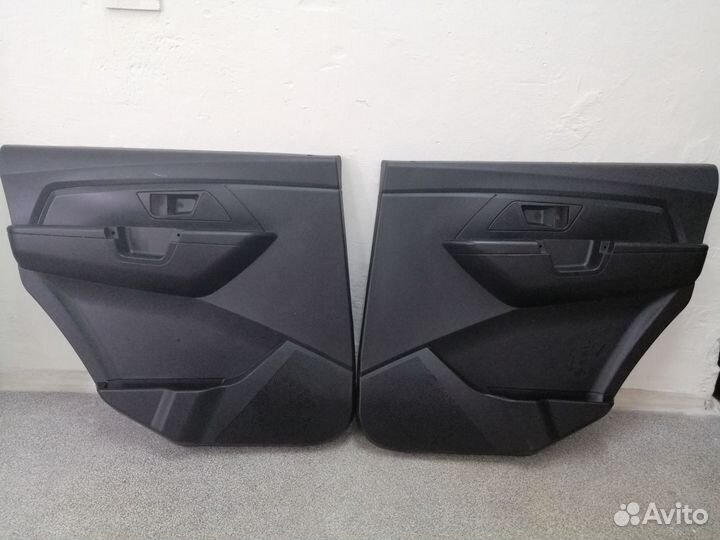 Обивка задней двери УАЗ Патриот с 2017 года