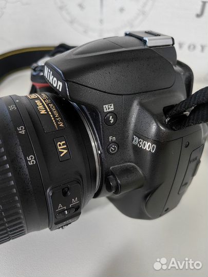 Nikon D3000 kit
