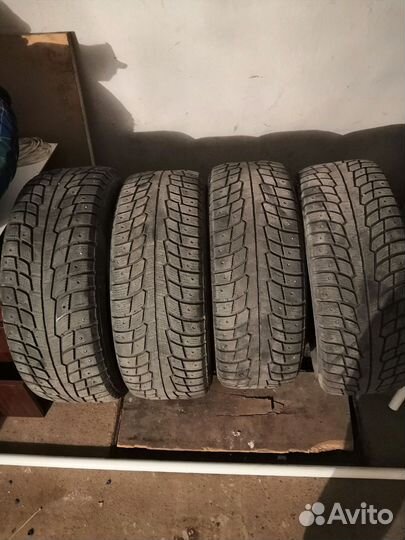 Michelin X-Ice North 235/60 R17 102