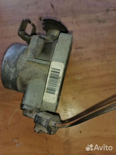 Дроссельная заслонка Ford Focus 1 1.6. cdda