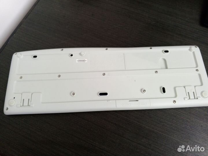 Беспроводная клавиатура Logitech