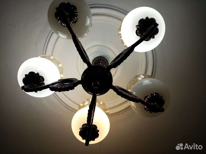 Люстра потолочная