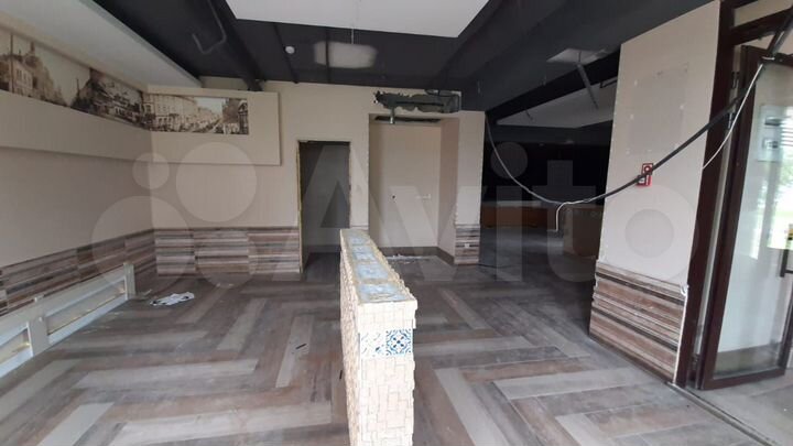 Торговые площади 40 и 138 м²