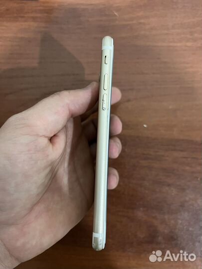 iPhone 7, 32 ГБ