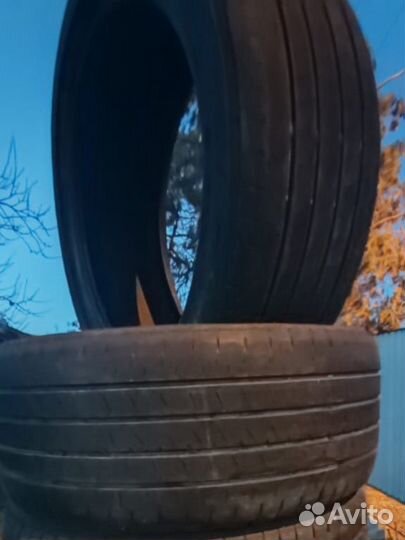 Yokohama 104ZR 235/45 R18