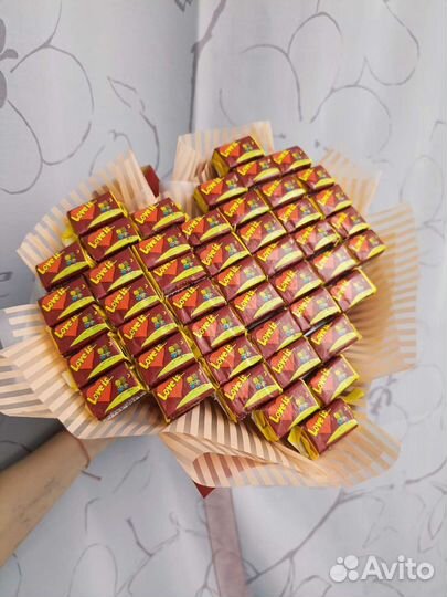 Съедобный букет из love is