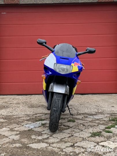 Honda cbr 600 f2