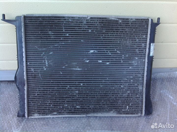 Рено Логан радиатор охлаждения