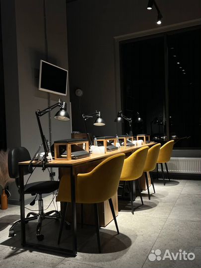 Требуется мастер маникюра