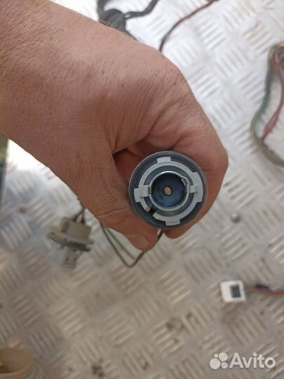 Проводка заднего фонаря Nissan X-Trail T30