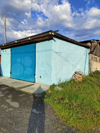 Гараж, > 30 м²