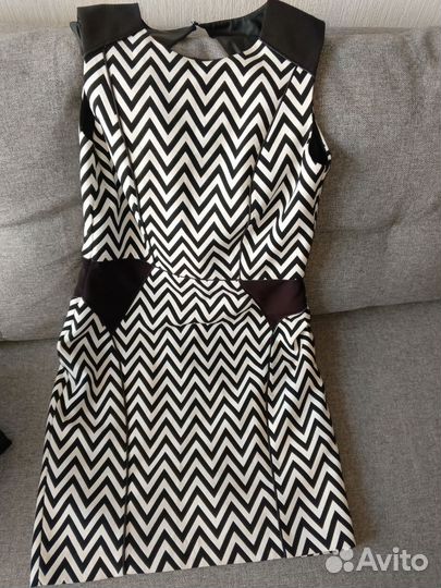 Платья женские 46-48 размера