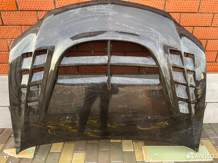 Карбоновый капот seibon на Mitsubishi EVO 7.8.9