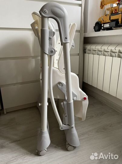 Стульчик для кормления Happy Baby William