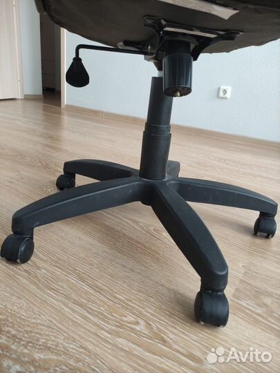 Компьютерное кресло бу