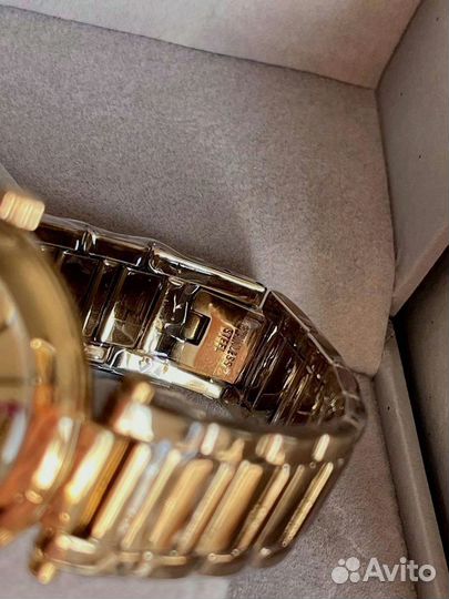 Часы наручные Vivienne Westwood Kensington Gold