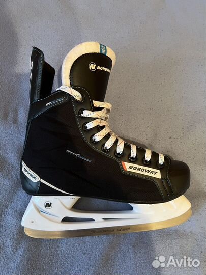 Хоккейные коньки nordway 300