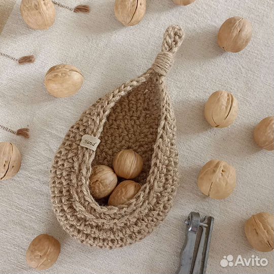 Корзинка вязаная