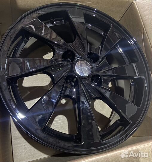 Диски black silver edition R15