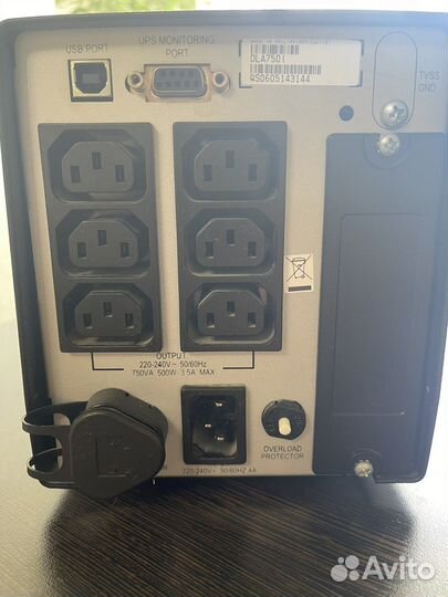 Ибп APC Smart UPS 750