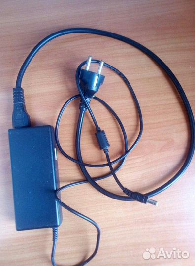 Игровой ноутбук core i3 /nvdia gt420m 1гб/4гб озу