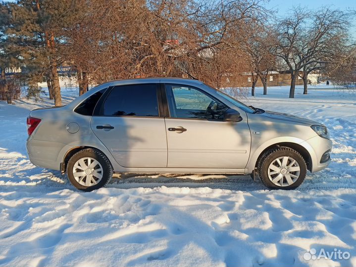 LADA Granta 1.6 МТ, 2019, 14 353 км