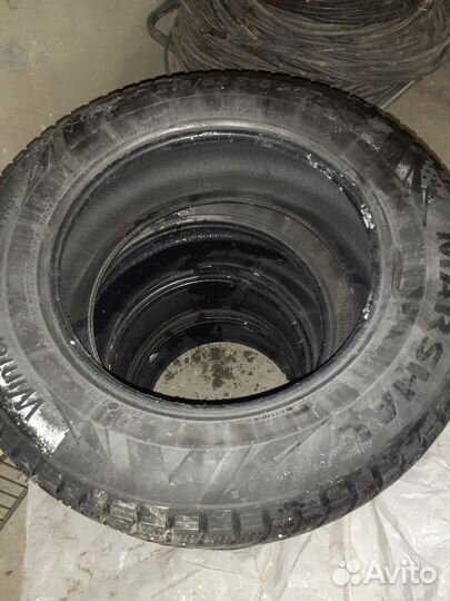 Marshal WinterCraft SUV Ice WS31 215/60 R16 98T
