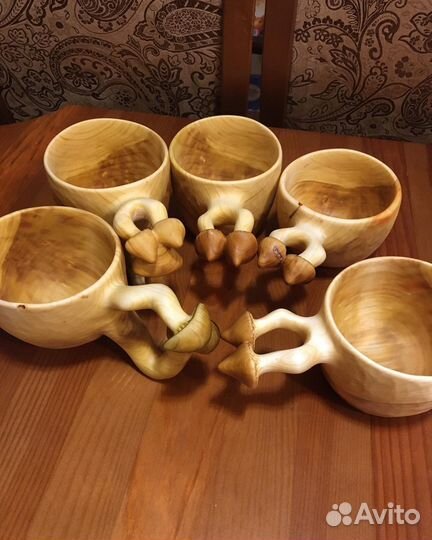 Кукса кружка с грибами из цельного куска дерева