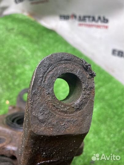 Кулак поворотный передний левый Great Wall Hover