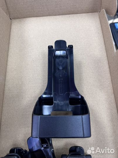 Держатель пластиковый на Motorola XT-225