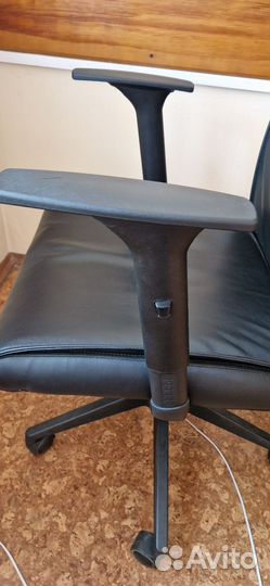 Кожанное кресло Chairman 510