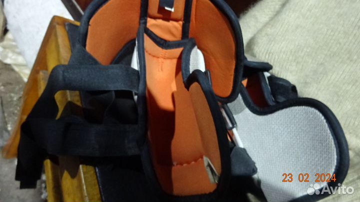 Продам хоккейные налокотники,пользовался несколько