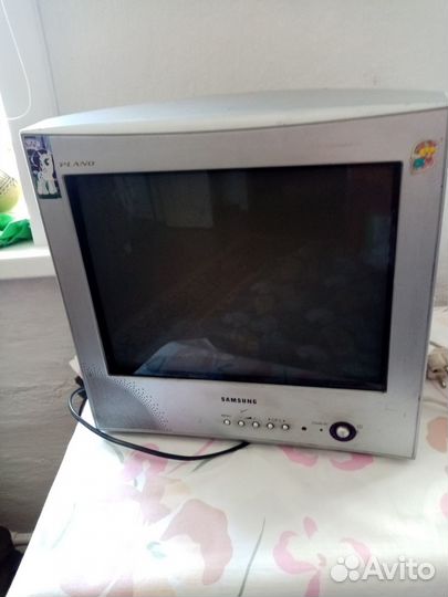 Телевизор samsung