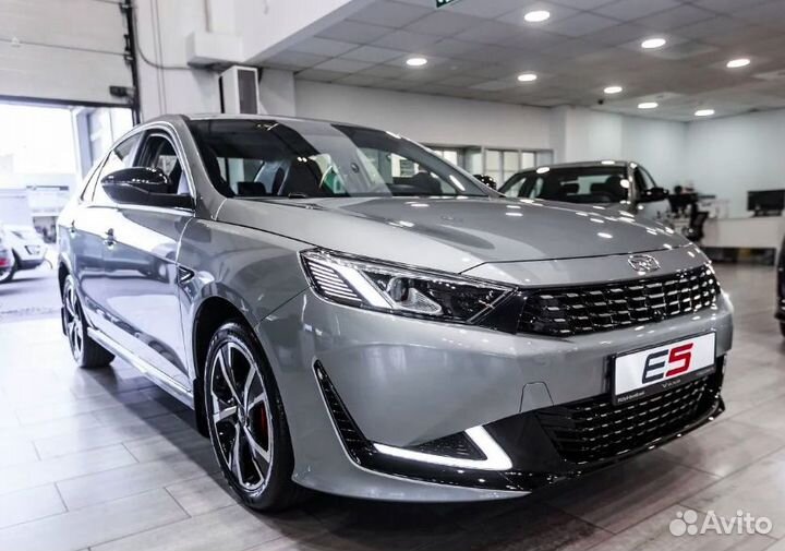 Kaiyi E5 1.5 CVT, 2023